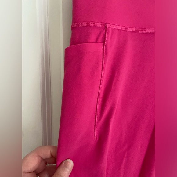 EUC ATHLETA SALUTATION STASH 7/8 LEGGINGS SIZE SMALL - Picture 2 of 6